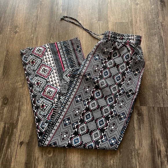 W118 by Walter Baker Thin Patterned Pants Sz S - Picture 1 of 4